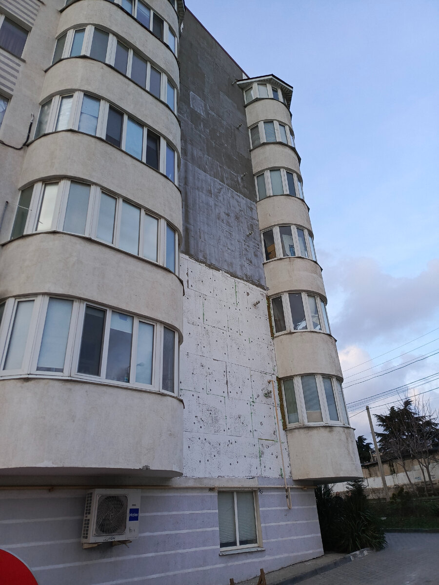 Всего-навсего прошло полтора месяца, не очень спешат.