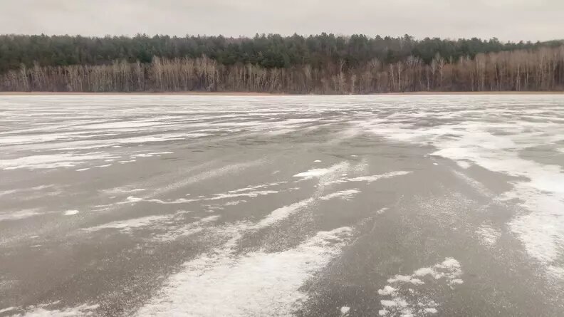     Тура продолжает бить рекорды былых лет и терять уровень воды даже будучи скованной льдом. Сегодня уровень водности оказался на 26 сантиметров ниже былого самого низкого показателя, зафиксированного в 2012 году.