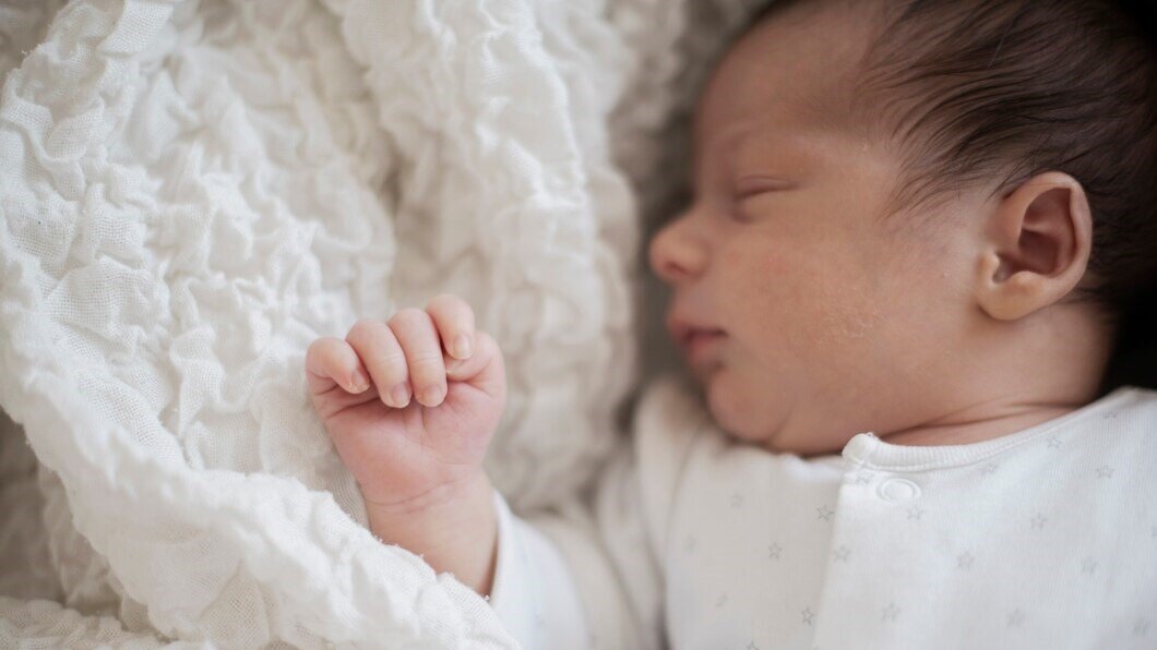    Крискинтина и Мадест - жители Югры дают детям редкие имена