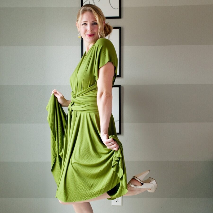    Платье-трансформер   
Источник: «See|Cate|Create»