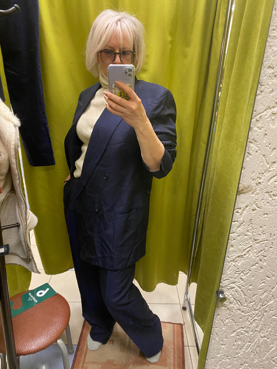 читать чужие переписки. неловко получилось мем. как получится. некрасиво вышло. ну надо же.