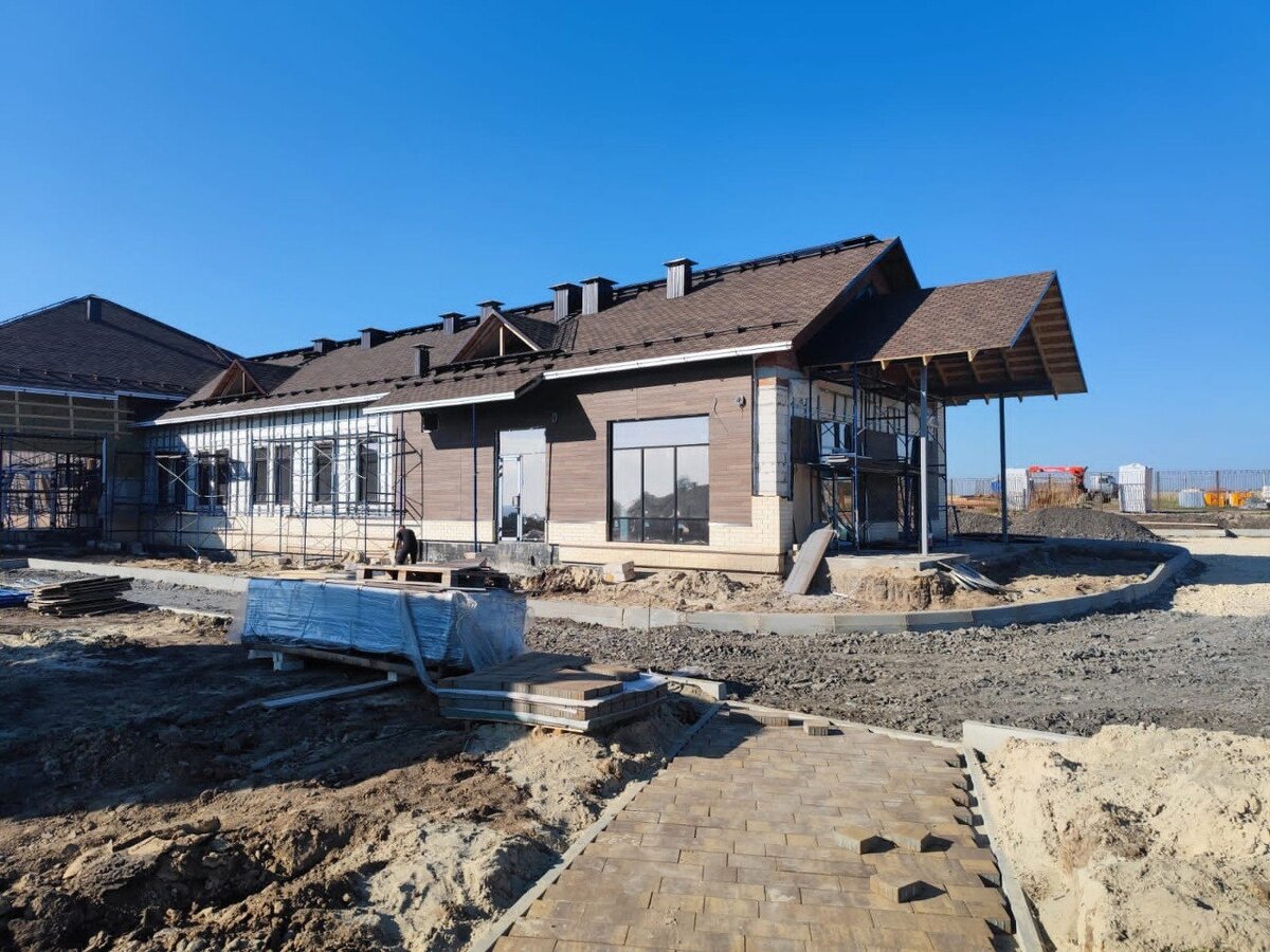    В Курской области завершено строительство КДЦ имени Даниила Гранина