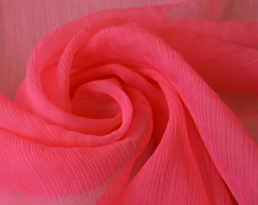 Это жатый шифон. Особый шарм.