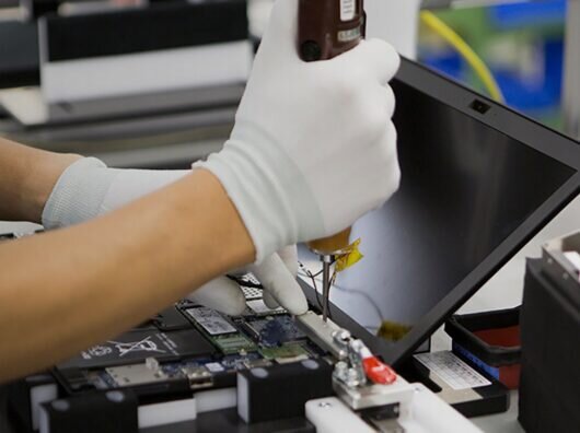    Завод электроники ГК «Бештау» по выпуску ноутбуков //Фото u-f.ru