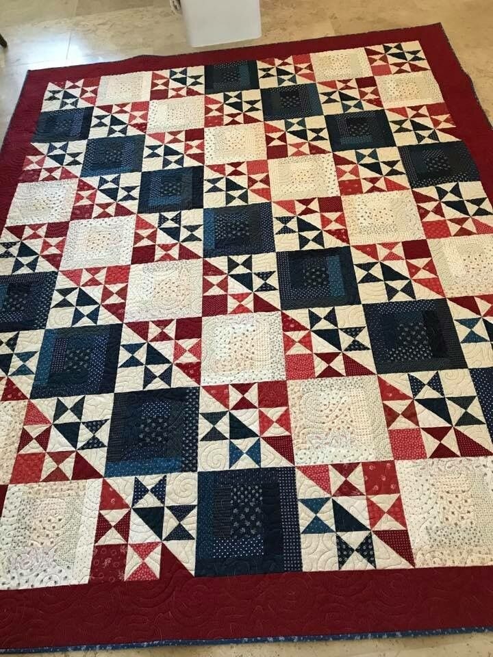 А здесь уже классическая "Изба", но и "Звезда" немного модифицирована: вместо целых квадратов в неё двухцветные К2Т