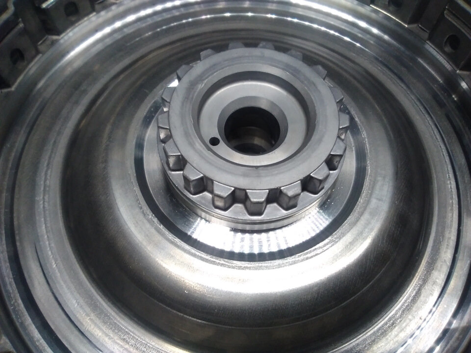 Ступица нижней крышки гидротрансформатора АКПП 722.6