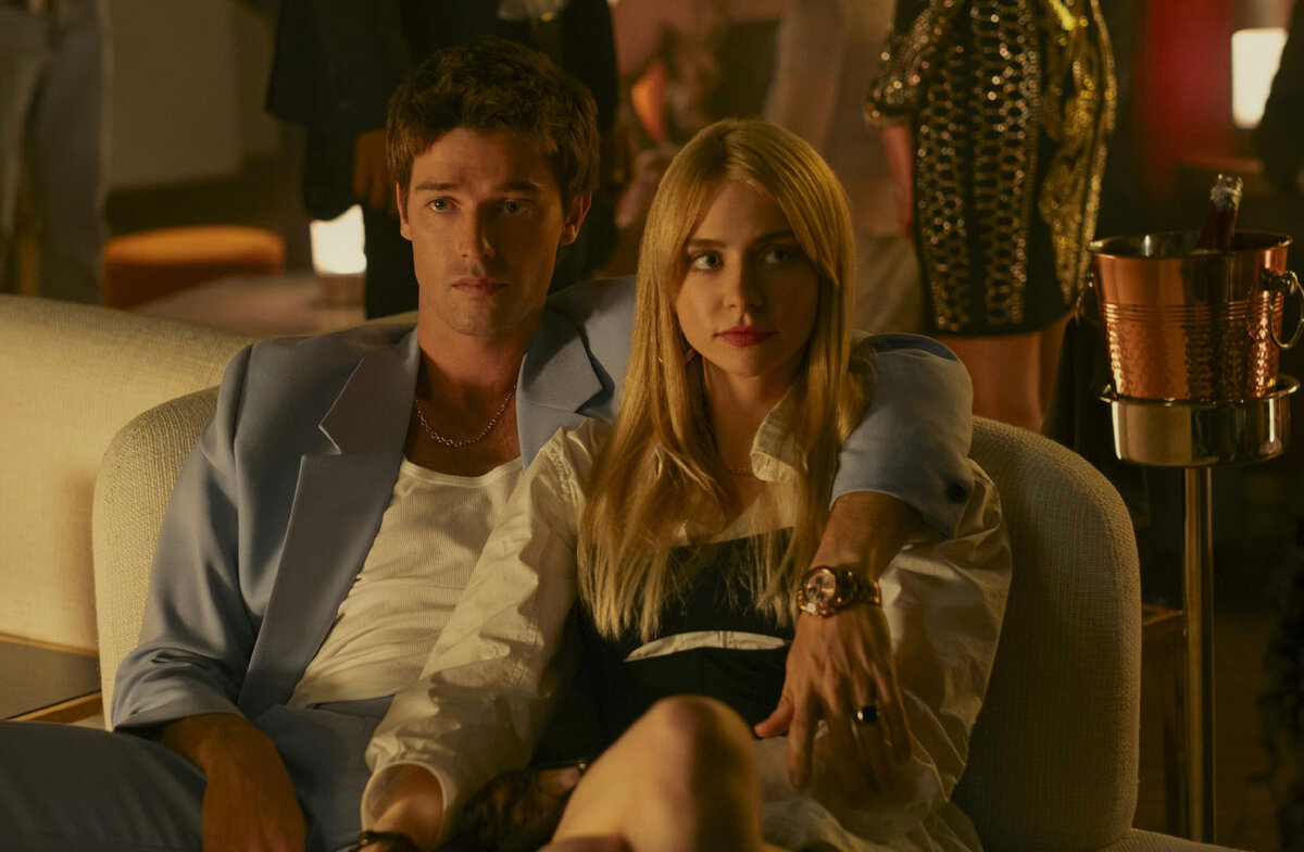 Кадр из сериала "Поколение Ви"