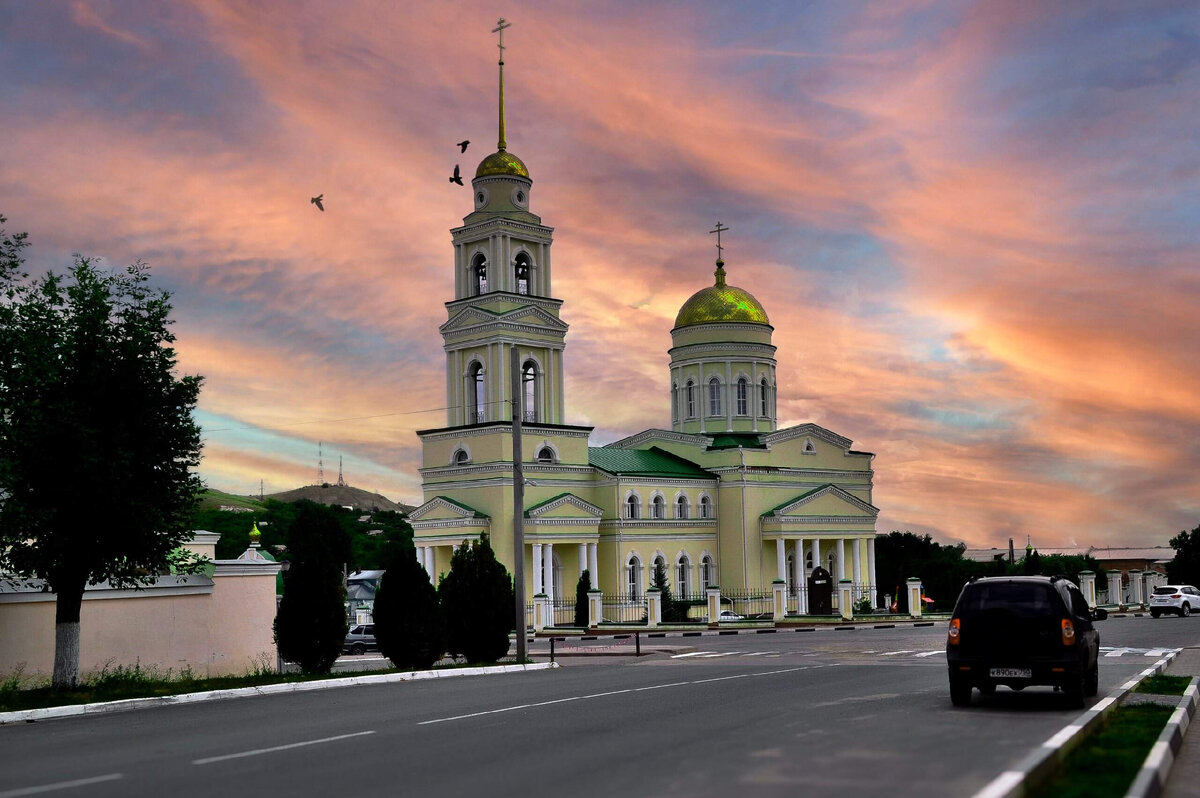 Свято-Троицкий кафедральный собор в городе Вольске.