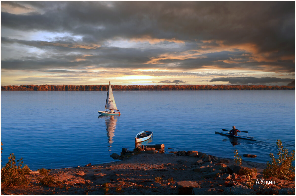 Волга у берегов моего родного города Вольска.