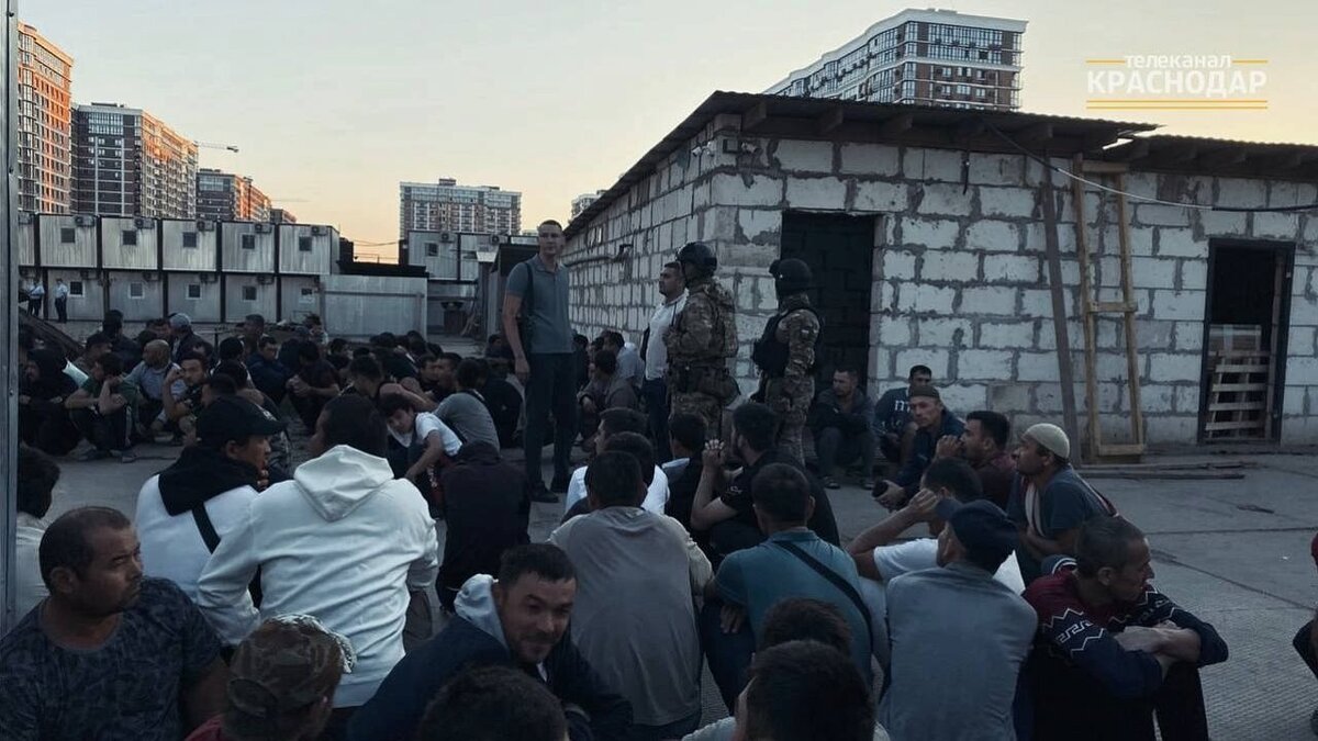    Россияне выразили мнение о запрете на работу мигрантов в Краснодарском крае. Фото: телеканал «Краснодар»