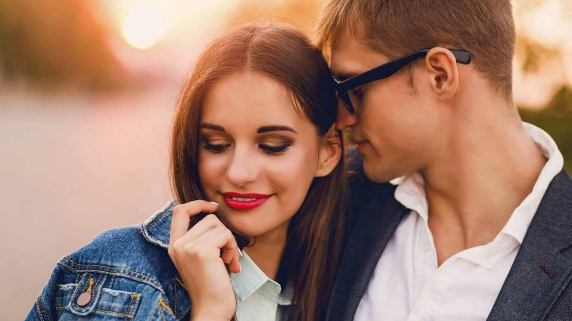 Задавать вопросы стоит до начала отношений - это помогает избежать разочарований