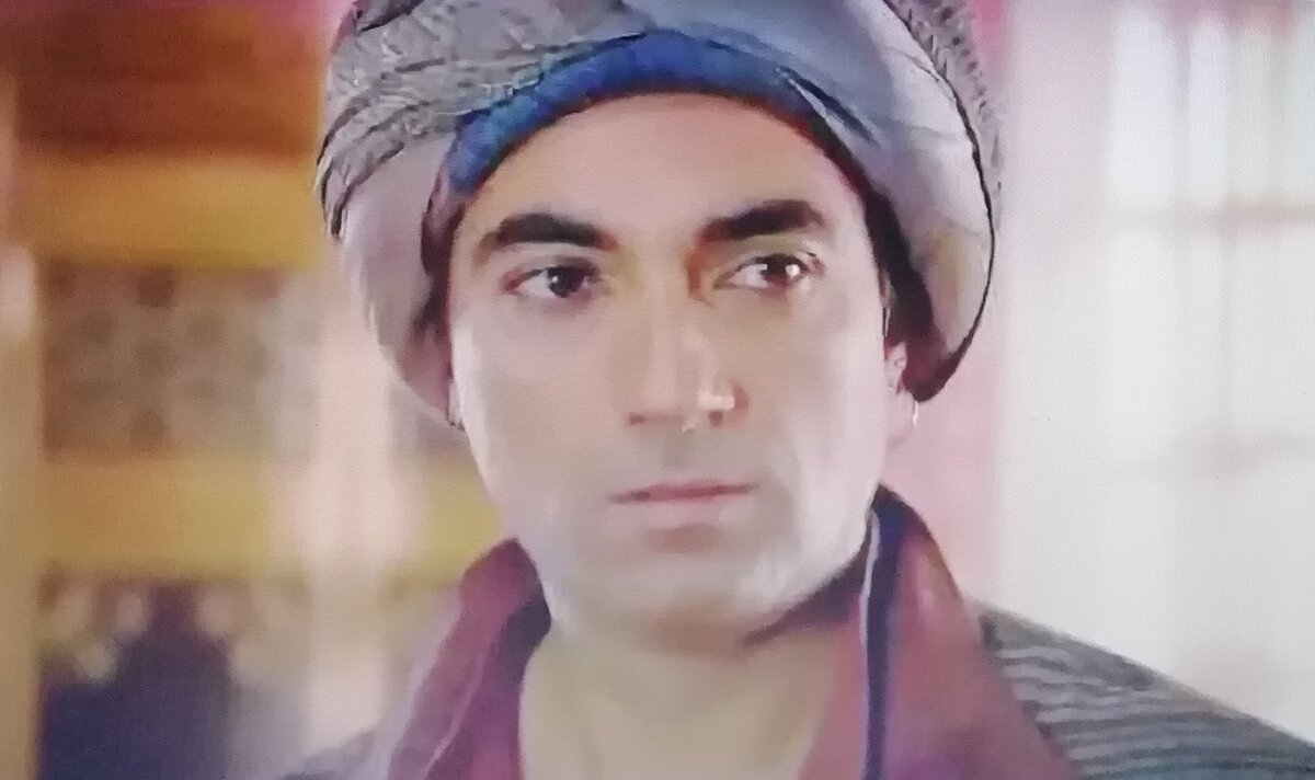 Сюмбюль-ага в гостях у Джевхер-хатун