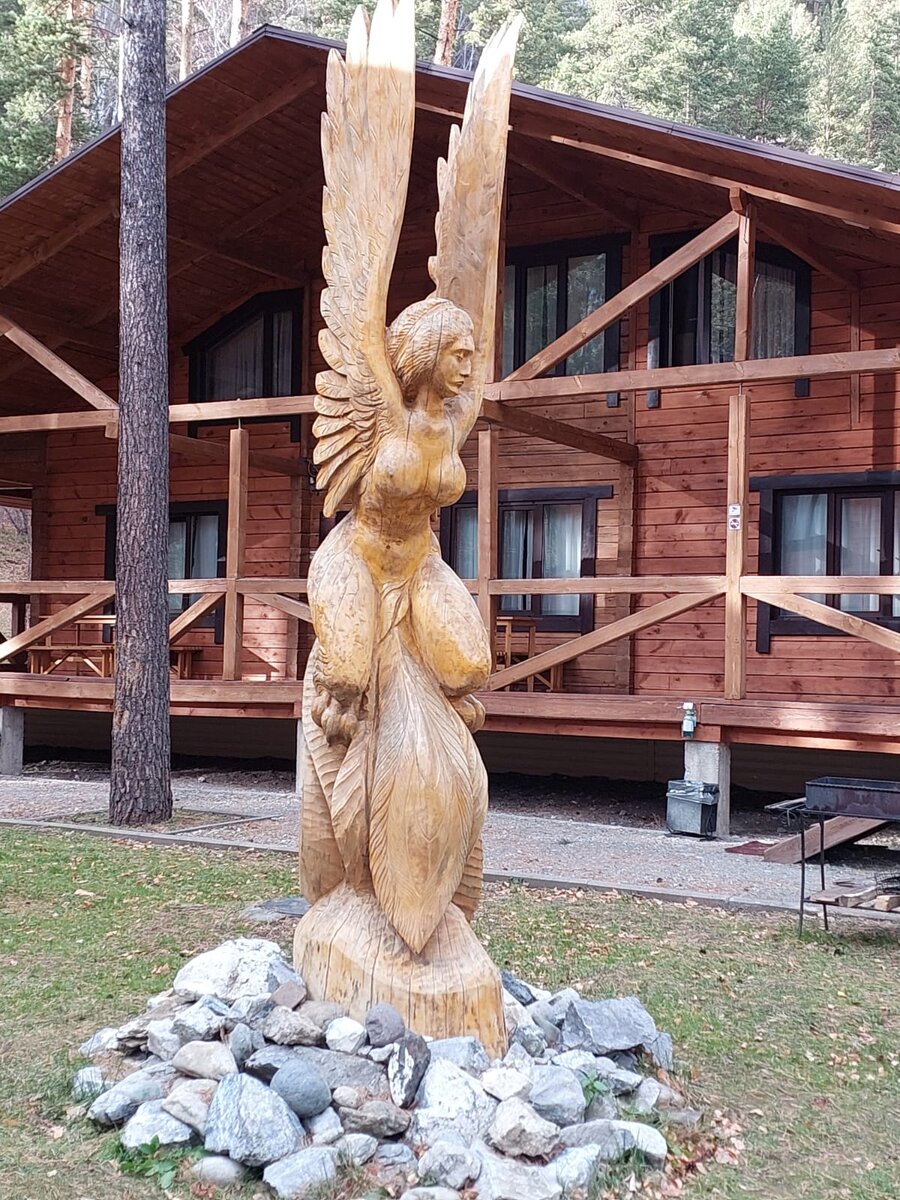 Фото на так себе телефон, но звонки с фотоаппарата-ещё хуже