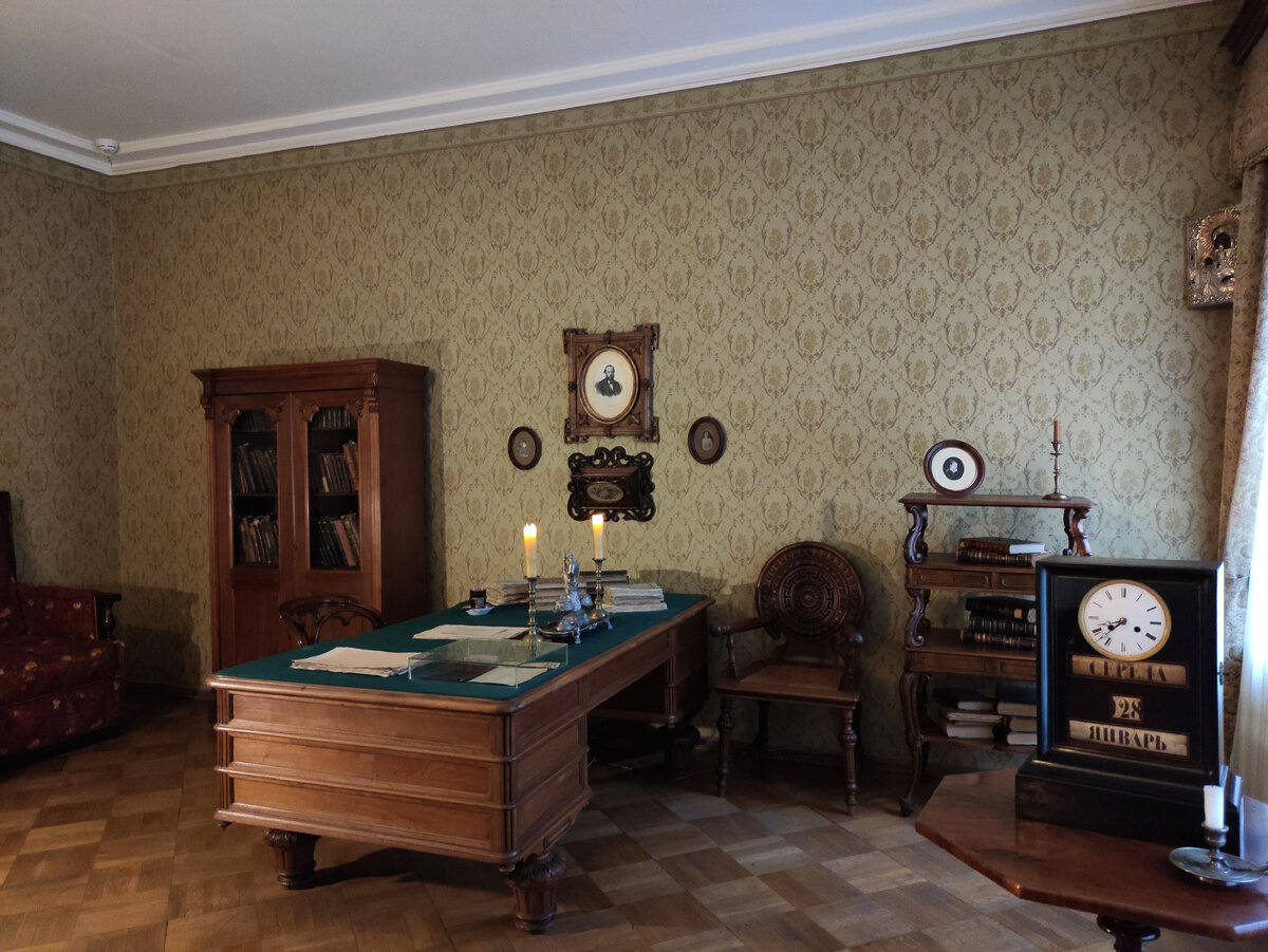 Кабинет Достоевского. Фото автора статьи