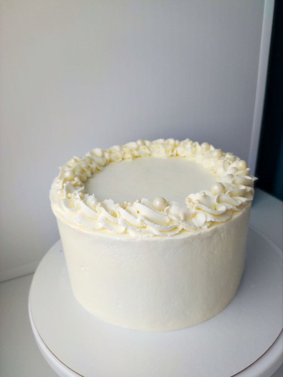 Минималистичный торт