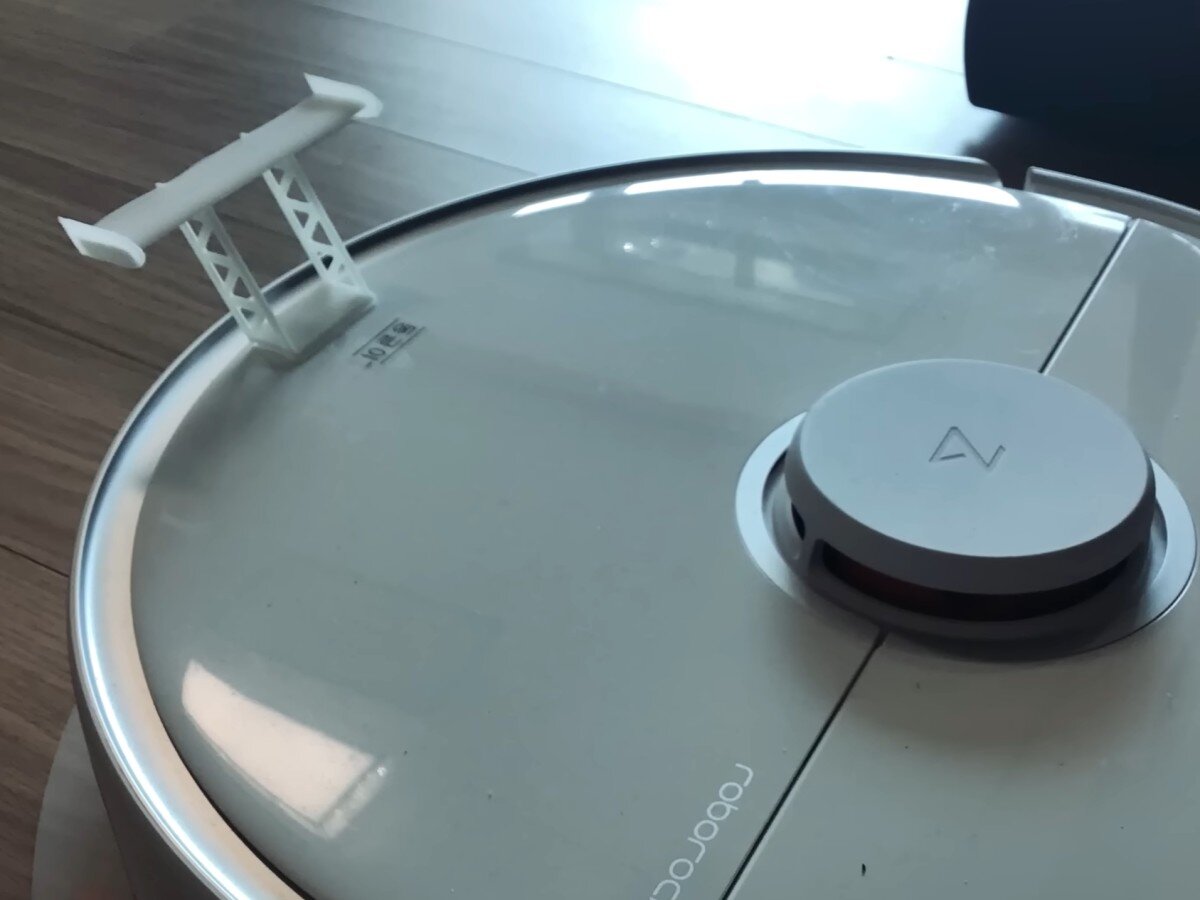    Блогер превратил робот-пылесос в гоночный болид [ВИДЕО]