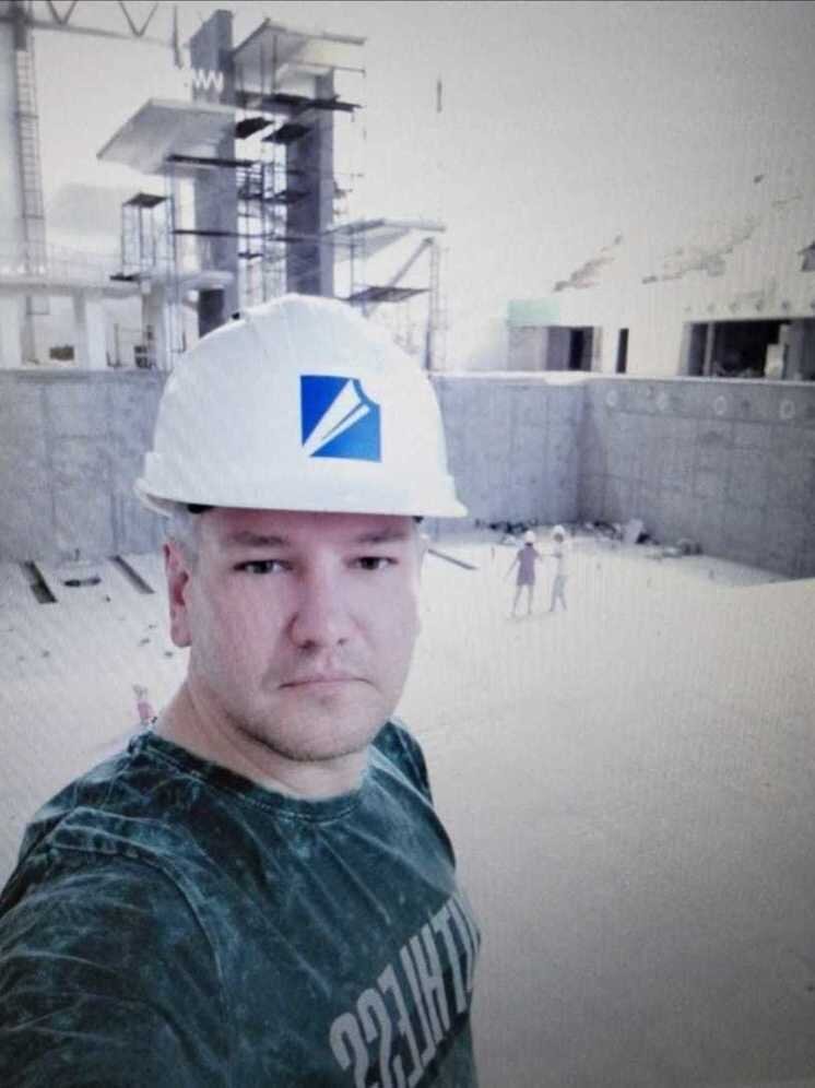 Инженер пытается. Инженер пытается