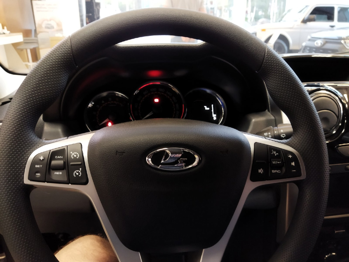 Самый популярный и доступный универсал в России возвращается. Завод в ...