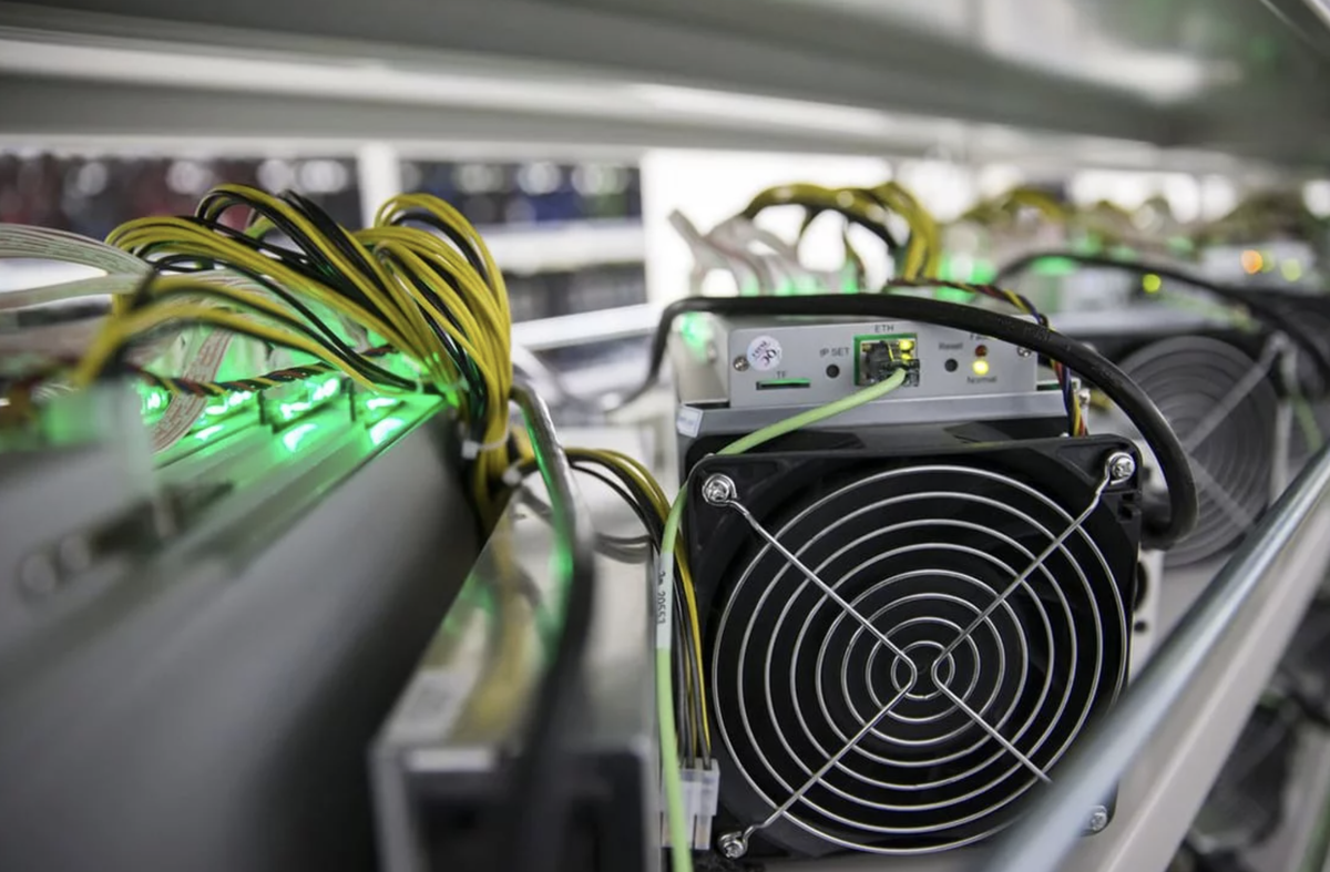 Асикс майнинг. ASIC майнер. Биткоин асик майнер. Майнинг ферма асики. Майнинг ферма Bitmain.