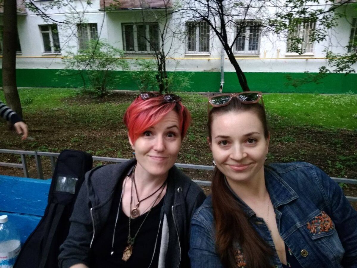 Мы с Агатой впервые встретились в Москве - до этой встречи были знакомы только по инстаграм