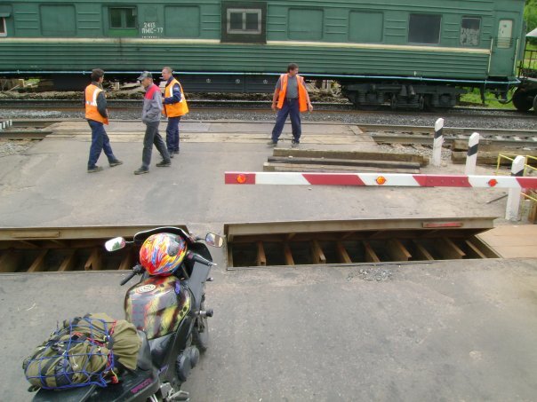 Листайте галерею →