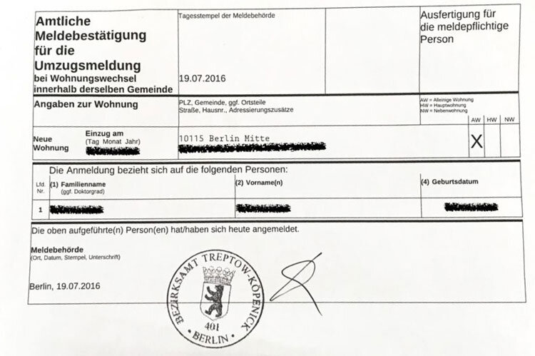 Прописка в Германии называется Meldebestatigung. Оформление прописки проходит в Бургерамте в отделе Kundenzentrum и стоит 12 евро за каждого члена семьи.