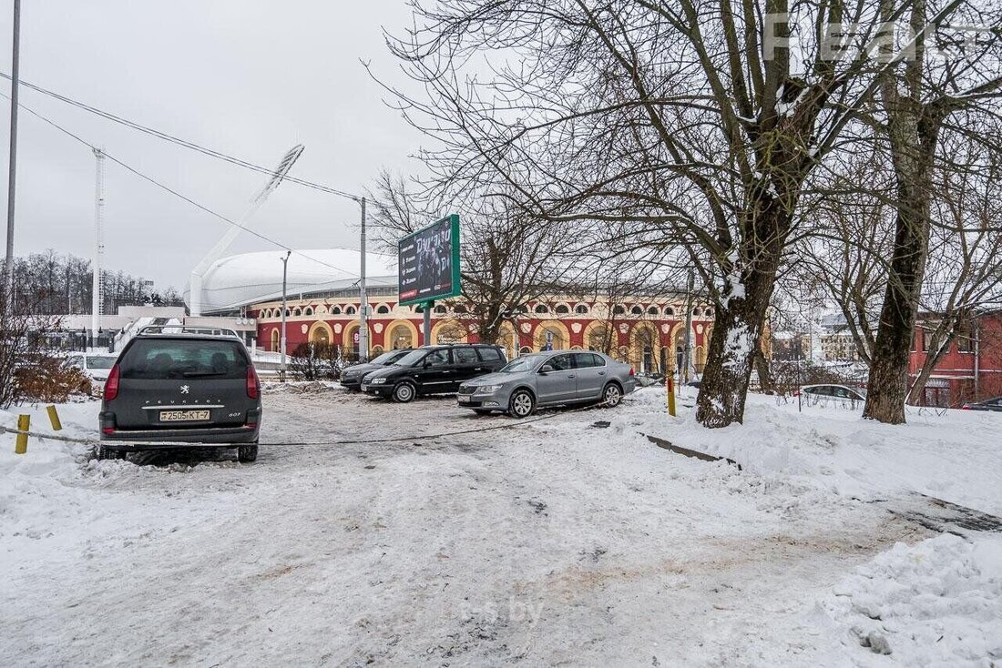 Редкое предложение. В красном довоенном доме у 