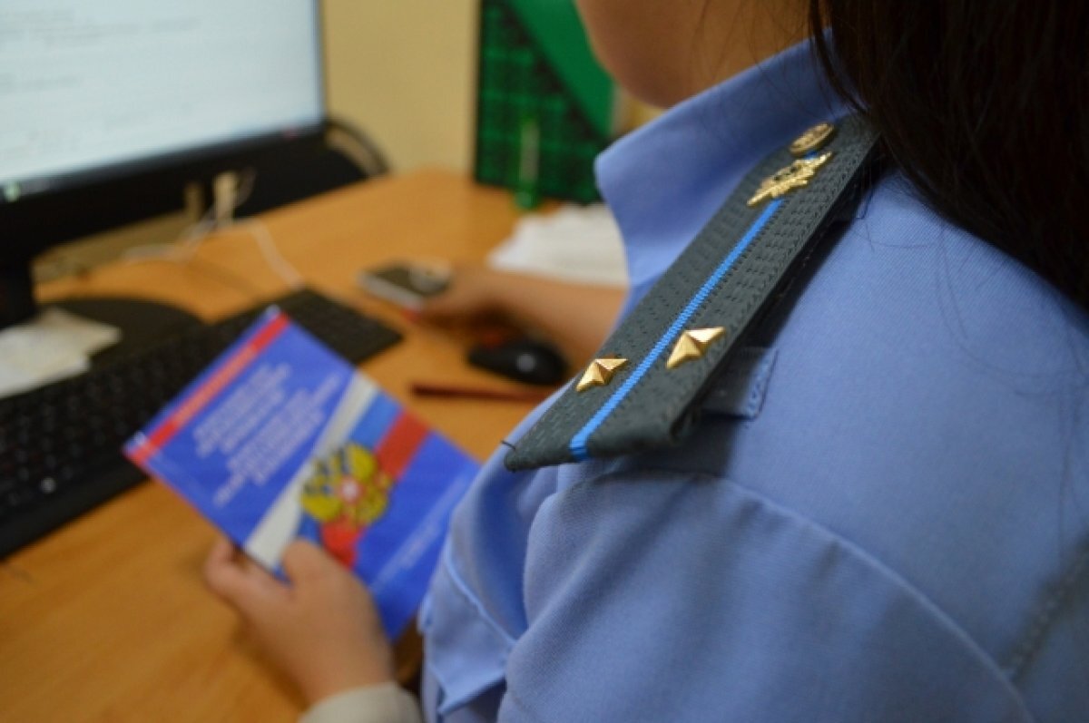    Судебные приставы помогли получить зарплату более 2200 астраханцам