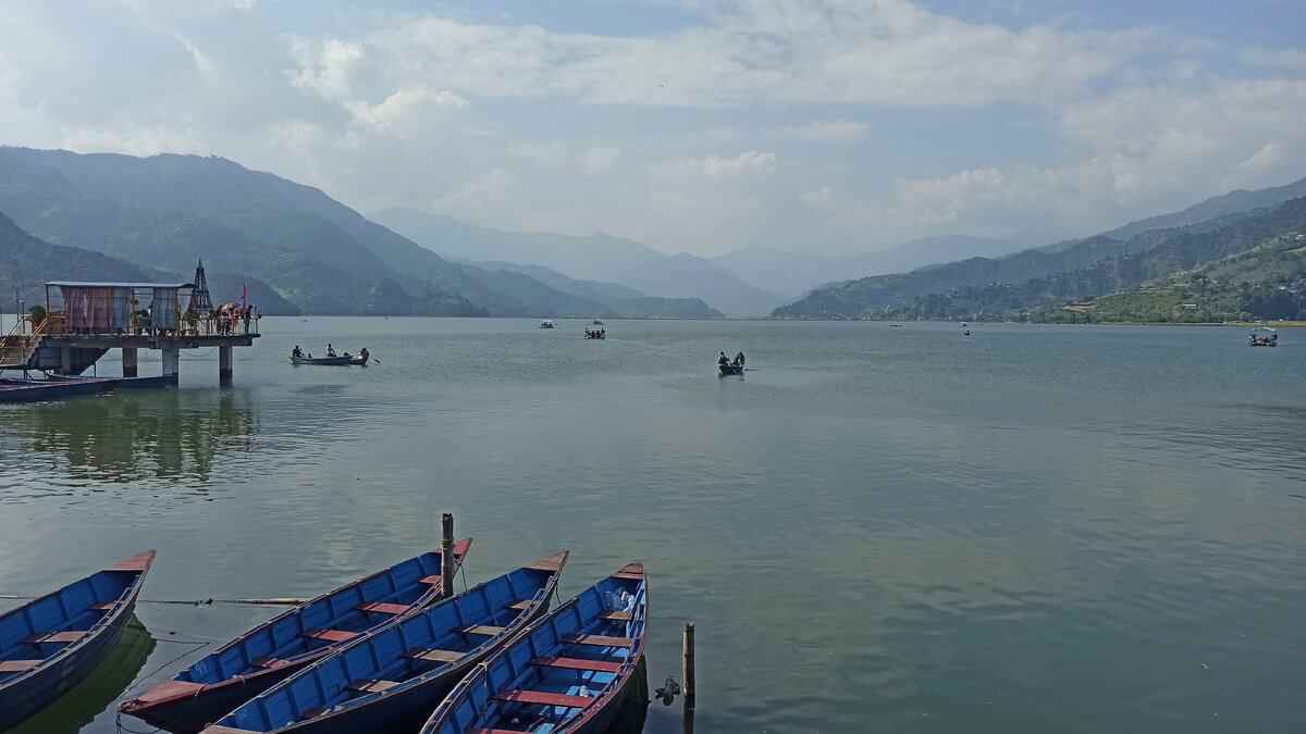 Озеро Пхева (Фева), Покхара, Непал