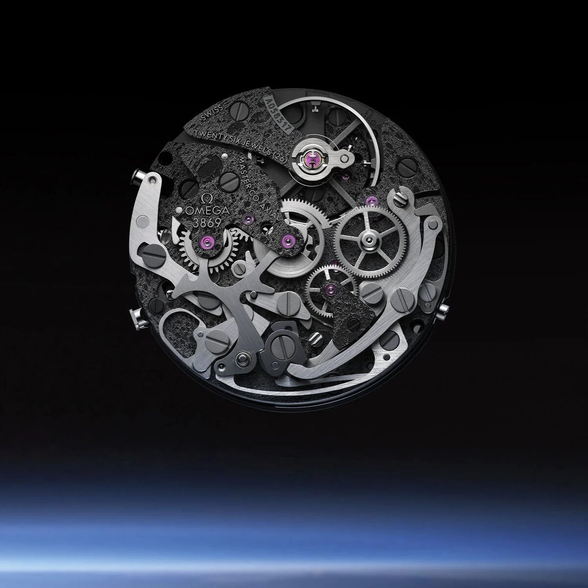 Лунная поверхность и секундная стрелка в форме ракеты. В новинке ...