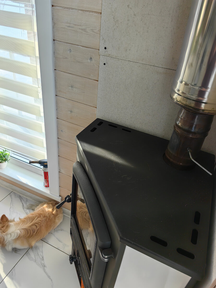 Охранник спит, служба идёт