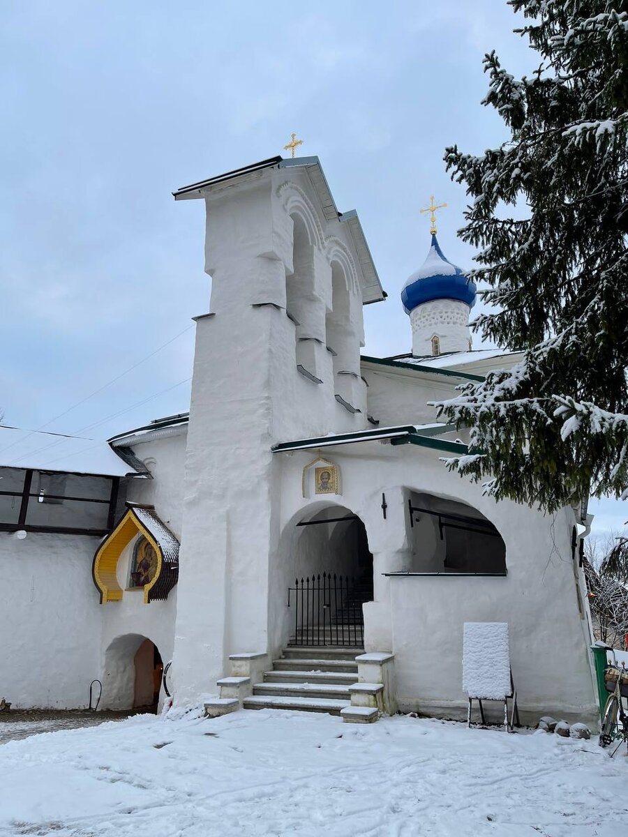 Псковская область за три дня — Псков, Пушкинские горы, Старый Изборск и  Печоры | Гид по России | Путешествия | Дзен