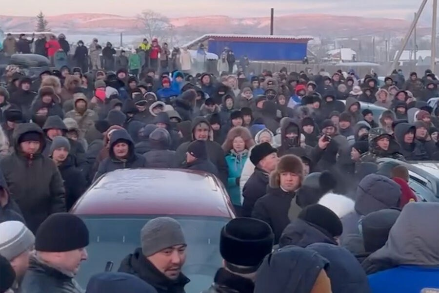 Скриншот из видео