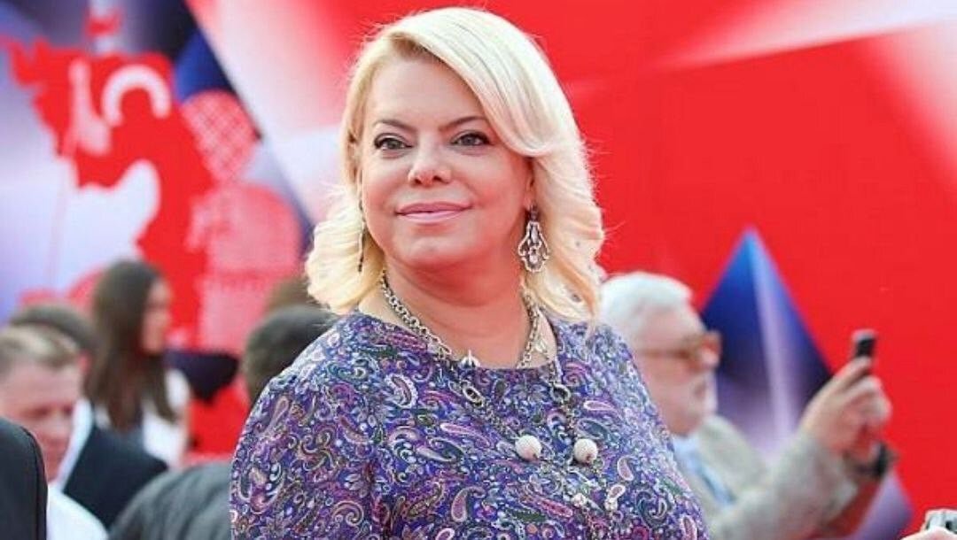 Яна поплавская фото сейчас