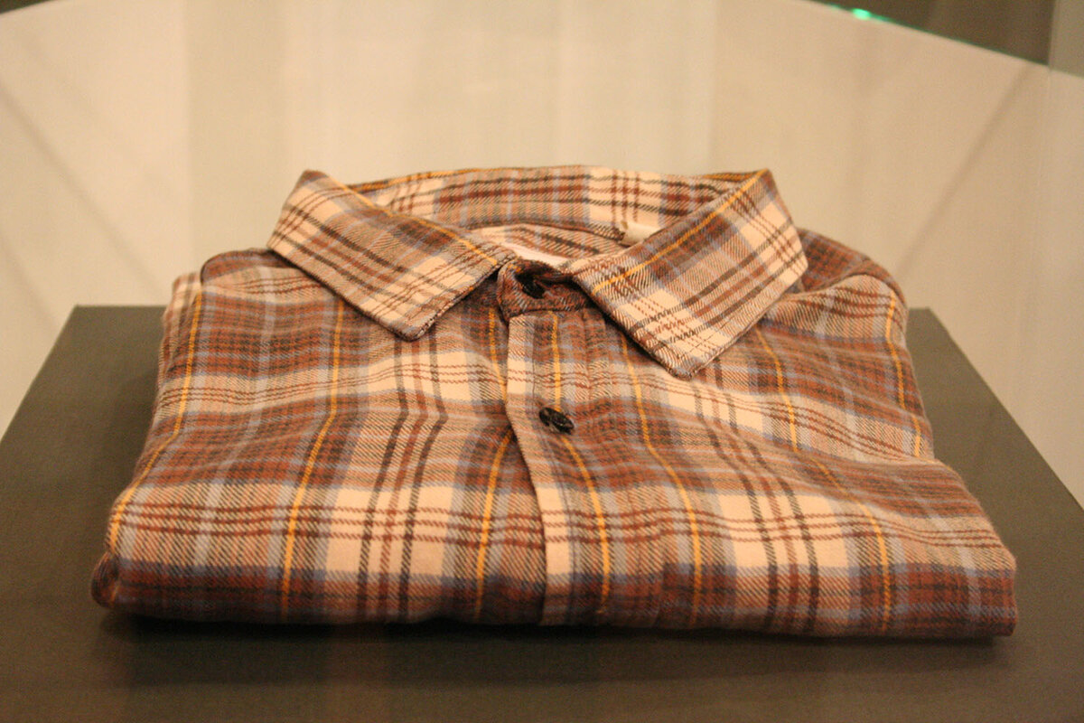 Раньше лежала в витрине