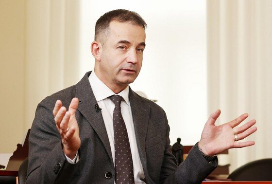     Дмитрий Певцов