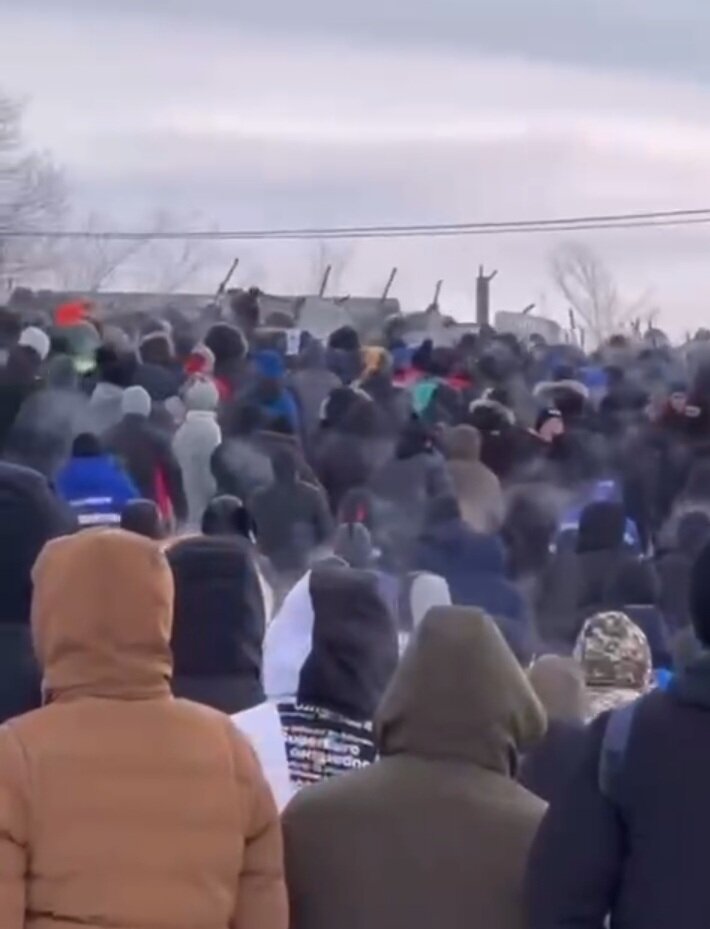 фото с площади у здания суда в Баймаке