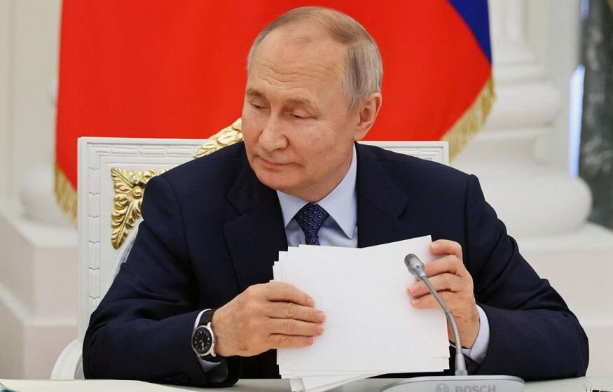    ИИ должен расследовать преступления. Пытки в колониях. Поддержка участников СВО: Путин начал день с поручений