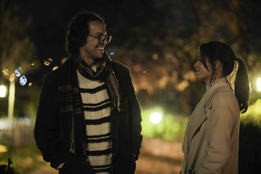 Кадры из сериала «Запах сундука». Источник: https://www.showtv.com.tr/