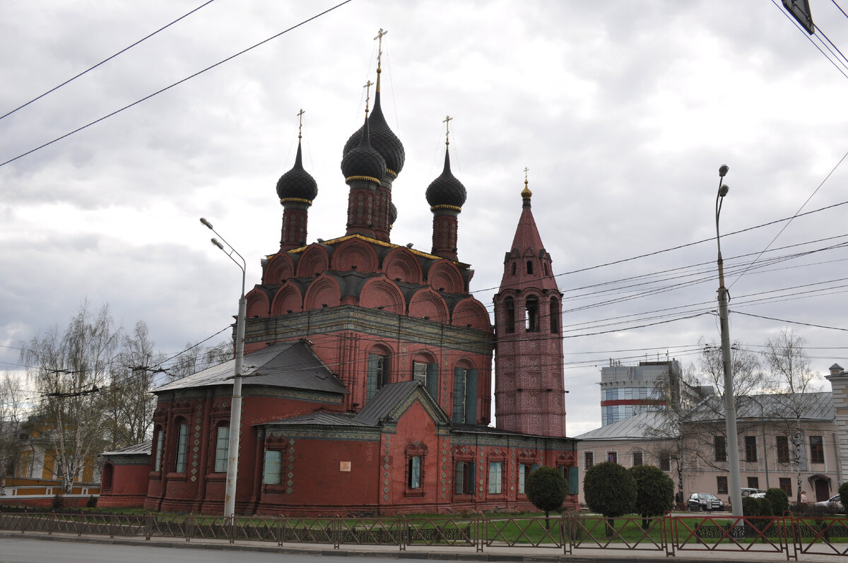 Богоявленская церковь.