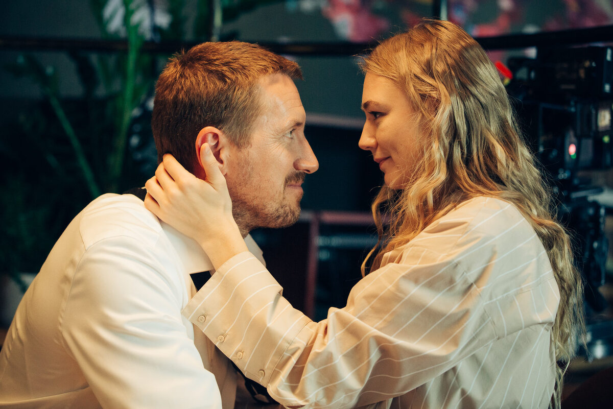 Кирилл (Кирилл Кяро) и Маша (Оксана Акиньшина).