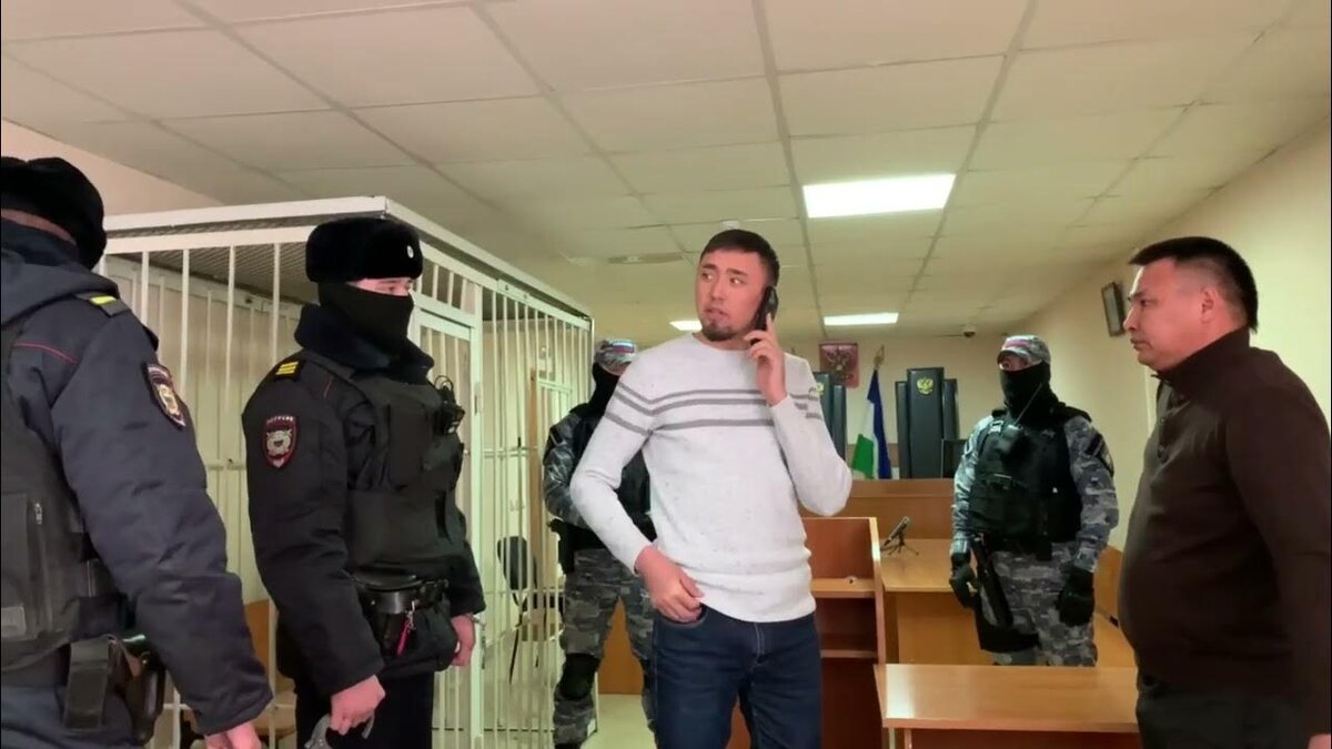 "Фаиль Насыров в зале суда"