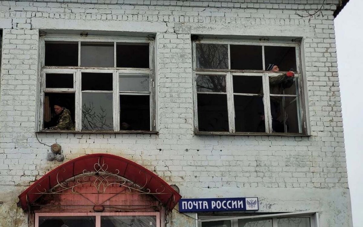    «Весь ущерб не упирается в 12 млн рублей», – воронежское правительство о последствиях схода боеприпаса на село Фотография из социальных сетей Сергея Хорошилова