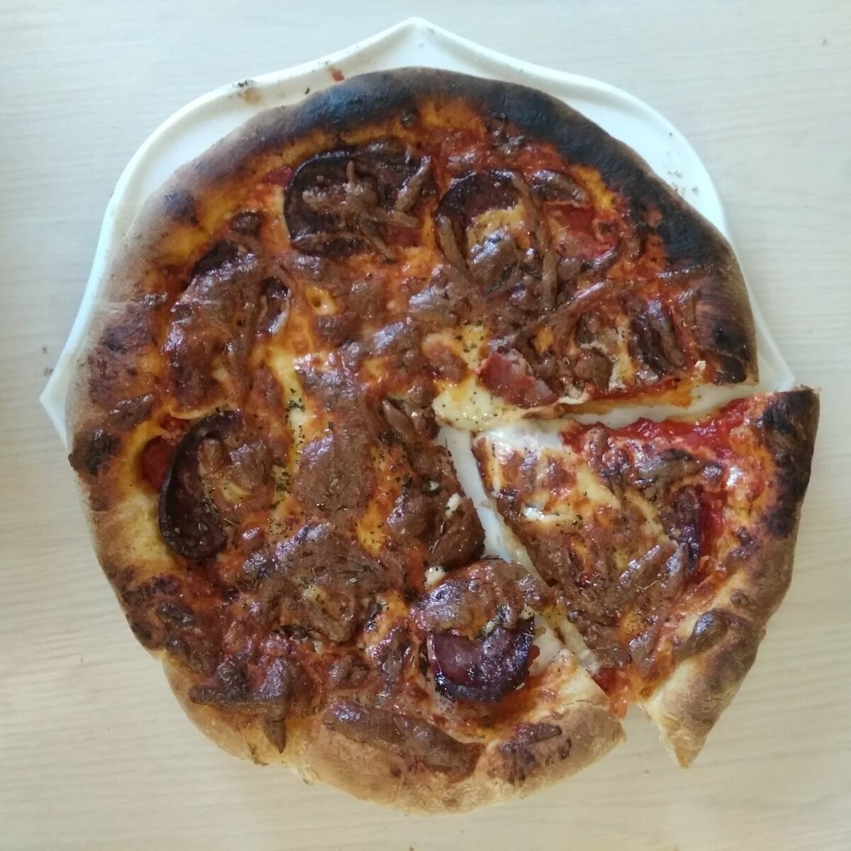 Такое тесто специально предназначено для домашних духовок низкой температуры.