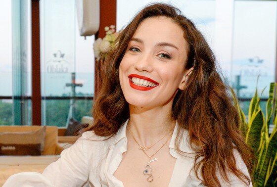    Виктория Дайнеко