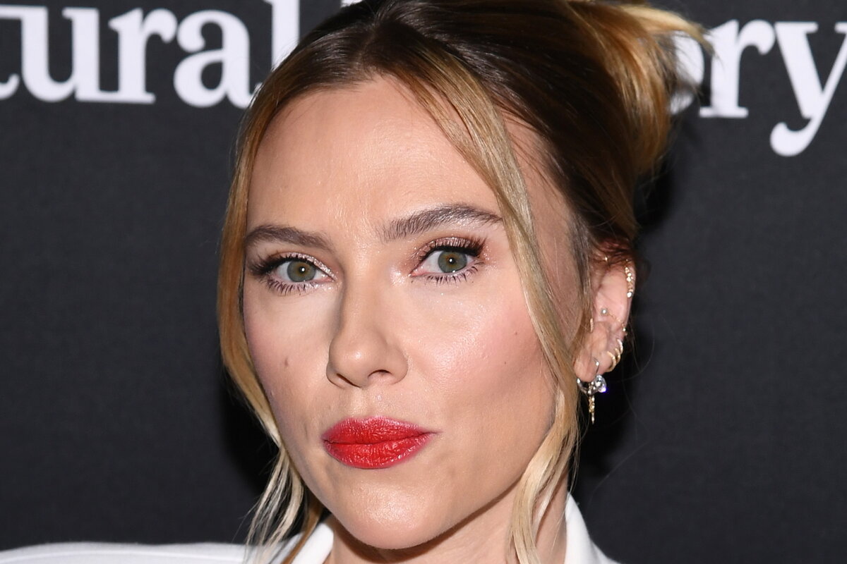    Скарлетт Йоханссон в свое время делала корректировку носаLegion-Media