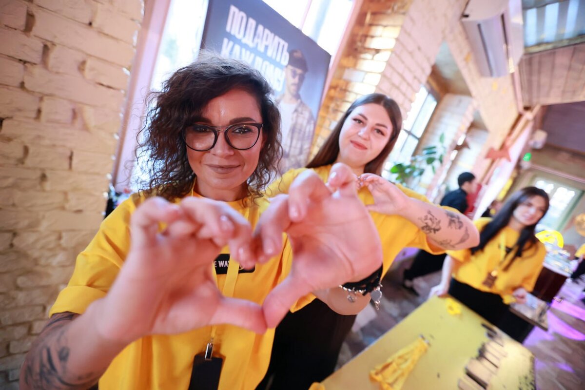 Интересные истории про кофе. В кофе есть деньги. Красивые слова про кофе. Кофе зависимость. Кофе для презентации.