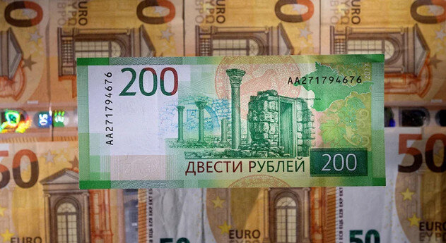 МОСКВА, 17 янв — РИА Новости. Минфин избавился от евро в Фонде национального благосостояния, говорится в материалах на сайте ведомства.