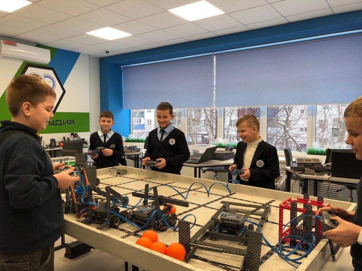    В курском "Кванториуме" прошёл хакатон