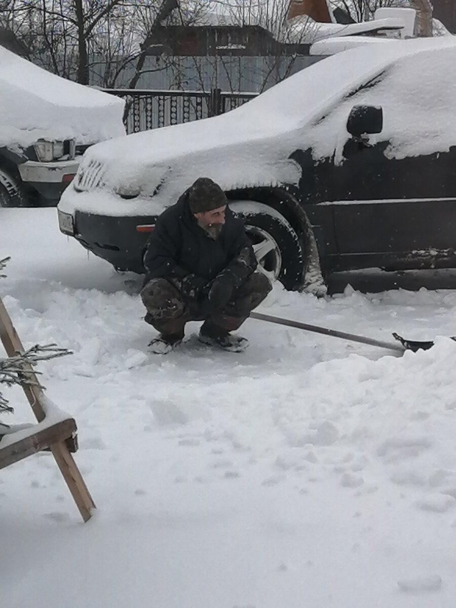 Никуда не выезжали. А муж борется со снегом. | Ни к селу,ни к городу. | Дзен